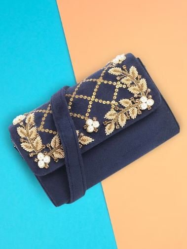 Women Handbag Design : शादी या पार्टी जैसे मौकों के लिए बेस्ट है ये हैंडबैग, देखें डिजाइन