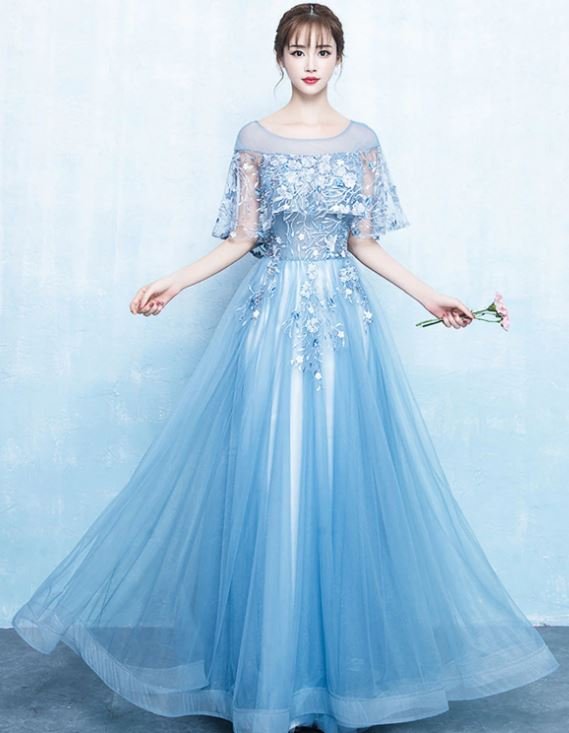 Blue Western Prom Dress : सबसे अलग और यूनिक लुक पाने के लिए, पहने ये खूबसूरत ब्लू ड्रेस