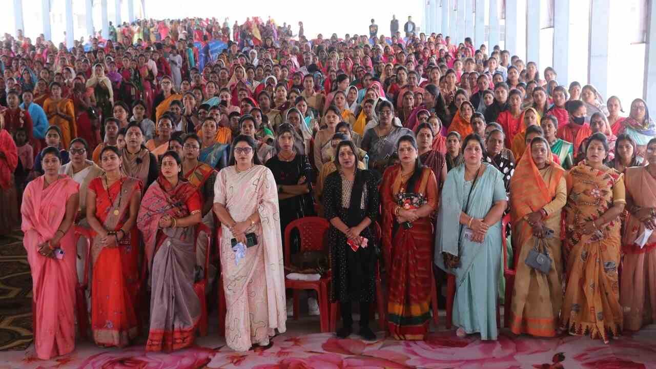 Anuppur News : नारी शक्ति संगम कार्यक्रम भव्यता के साथ हुआ संपन्न, समाज में महिलाओं की भूमिका पर मंथन 