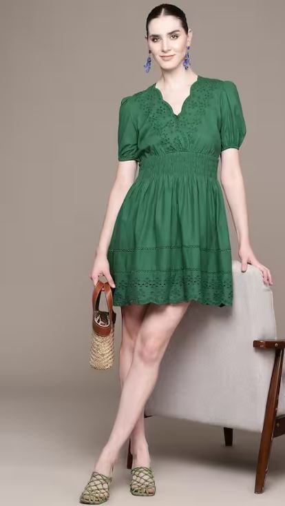 Fancy Dress Collection : पार्टी में पहनें ये खूबसूरत फैंसी ड्रेस, मिलेगा मॉडर्न लुक