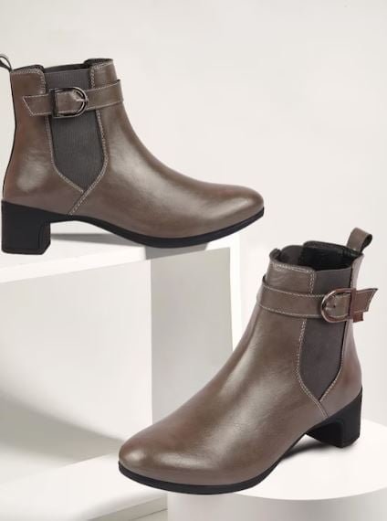 Women Boots Collection : आकर्षक लुक और कंफर्टेबल फील के लिए ट्राई करें ये स्टाइलिश वूमेन बूट्स
