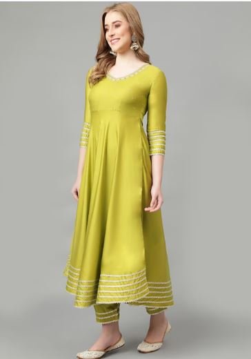 Women Kurta Set : महिलाओं के लिए शानदार और आकर्षक डिजाइन वाले कुर्ता सेट